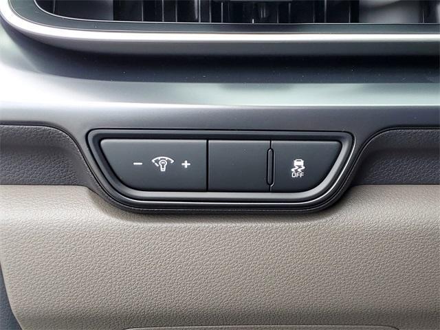 new 2025 Kia Carnival car, priced at $38,223