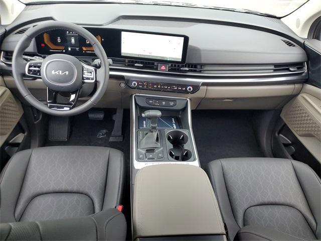 new 2025 Kia Carnival car, priced at $38,223