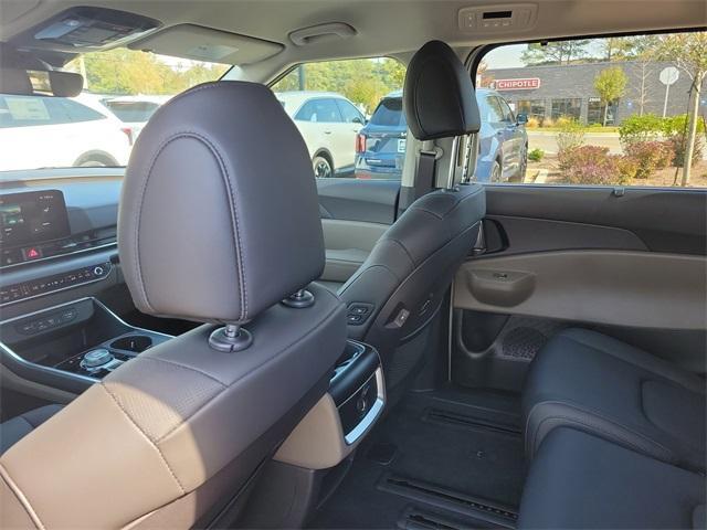 new 2026 Kia Carnival Hybrid car, priced at $44,510