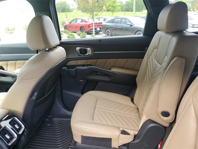 new 2025 Kia Sorento car, priced at $46,270