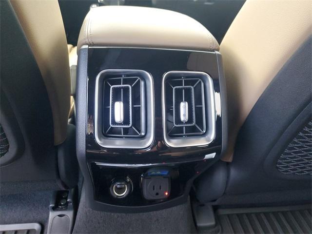 new 2025 Kia Sorento car, priced at $46,270