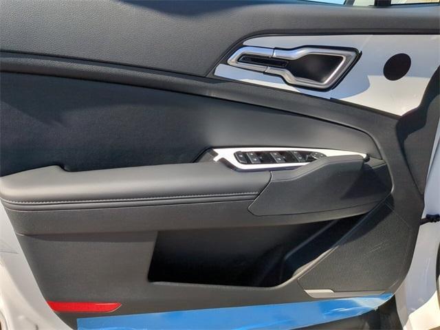 new 2025 Kia Sportage car, priced at $30,215