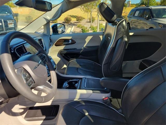 used 2023 Chrysler Pacifica car, priced at $28,953