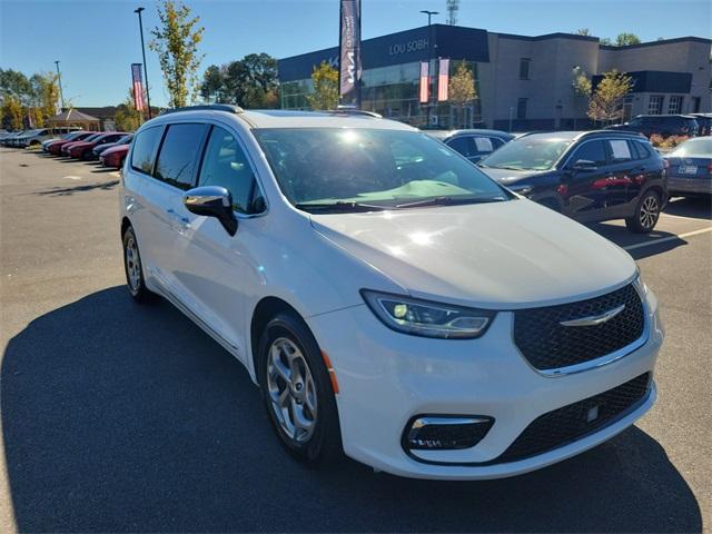used 2023 Chrysler Pacifica car, priced at $28,953