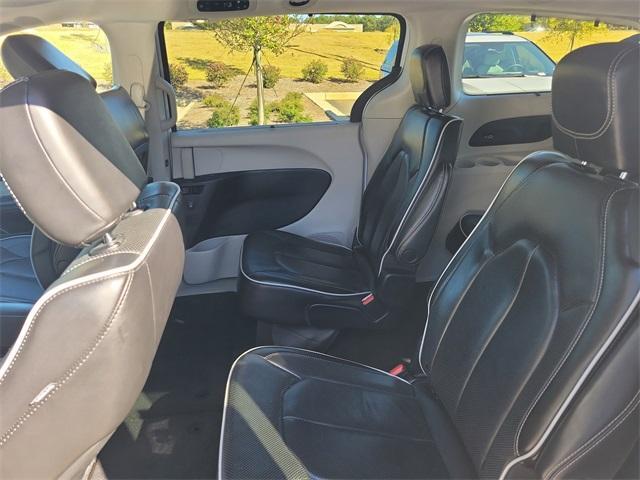 used 2023 Chrysler Pacifica car, priced at $28,953