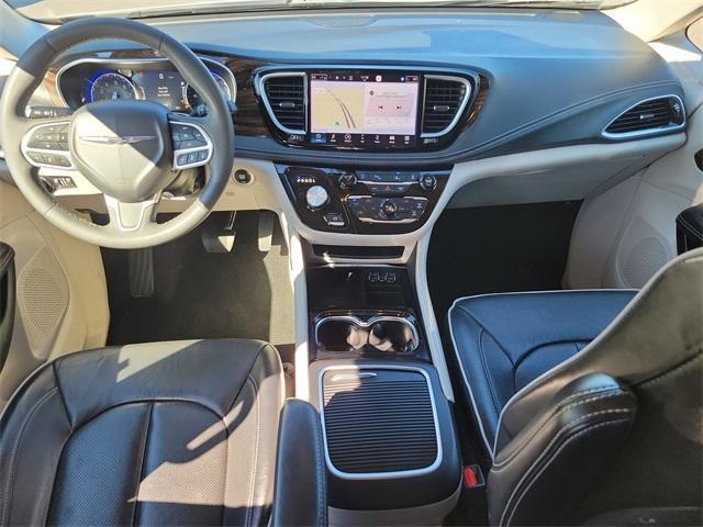 used 2023 Chrysler Pacifica car, priced at $28,953