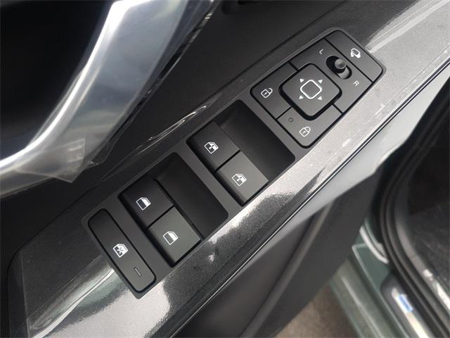 new 2025 Kia Niro car, priced at $33,494