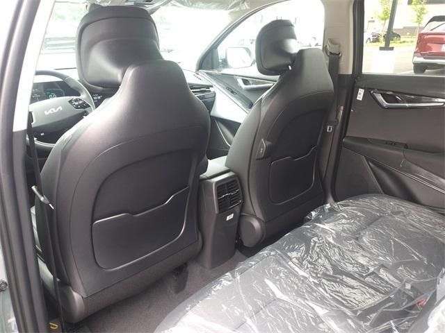 new 2025 Kia Niro car, priced at $33,494