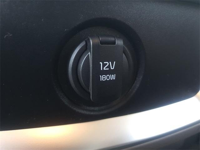 new 2025 Kia Carnival car, priced at $38,475