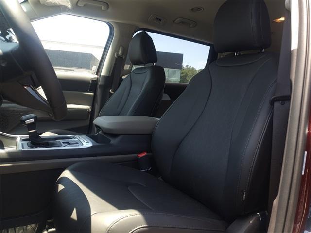 new 2025 Kia Carnival car, priced at $38,475