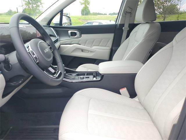 new 2025 Kia Sorento car, priced at $41,634
