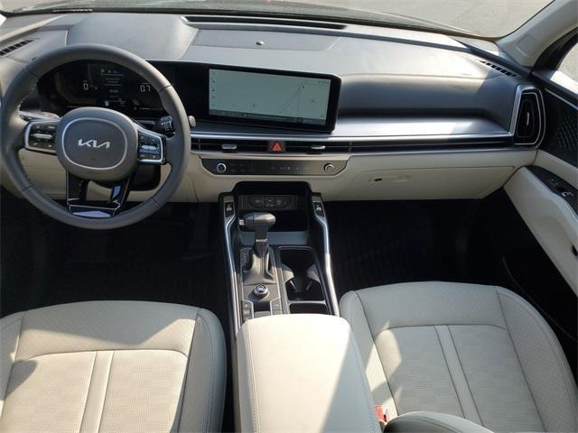 new 2025 Kia Sorento car, priced at $36,682