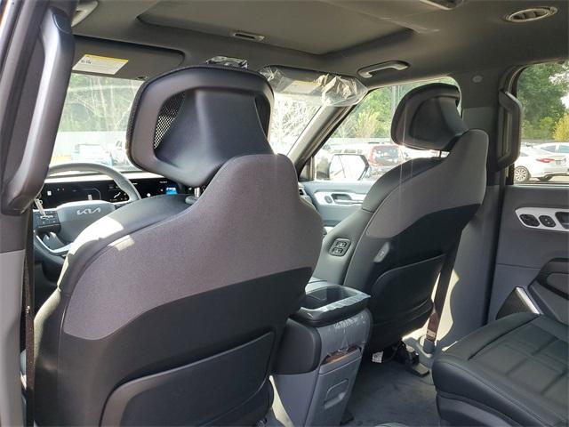 new 2026 Kia EV9 car, priced at $61,842