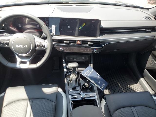 new 2025 Kia K5 car, priced at $30,624