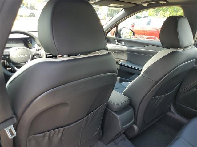 new 2025 Kia K5 car, priced at $30,624