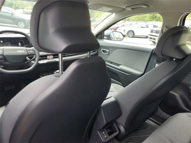new 2025 Kia K4 car, priced at $24,073