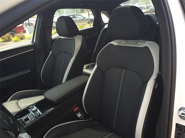 new 2025 Kia K5 car, priced at $30,885
