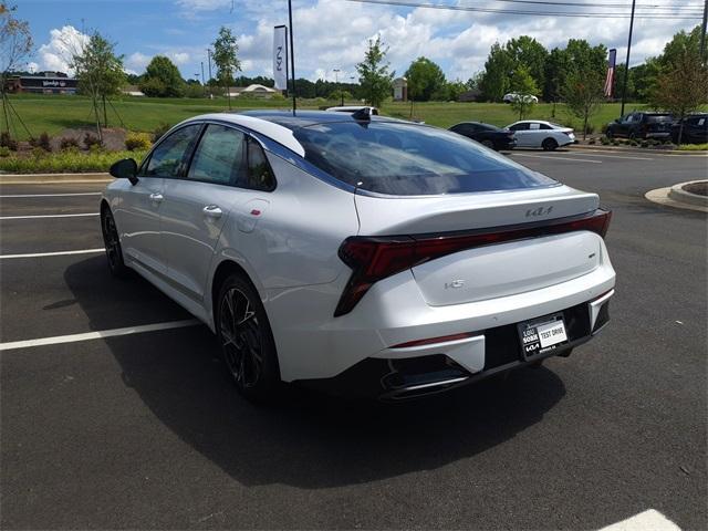 new 2025 Kia K5 car, priced at $30,885