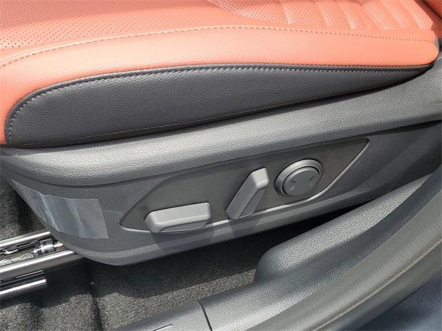new 2025 Kia Sportage Hybrid car, priced at $38,774