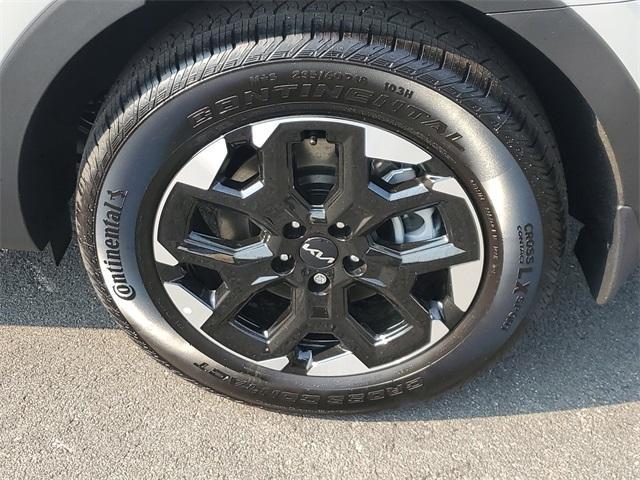 new 2025 Kia Sorento car, priced at $36,792