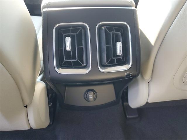 new 2025 Kia Sorento car, priced at $36,792