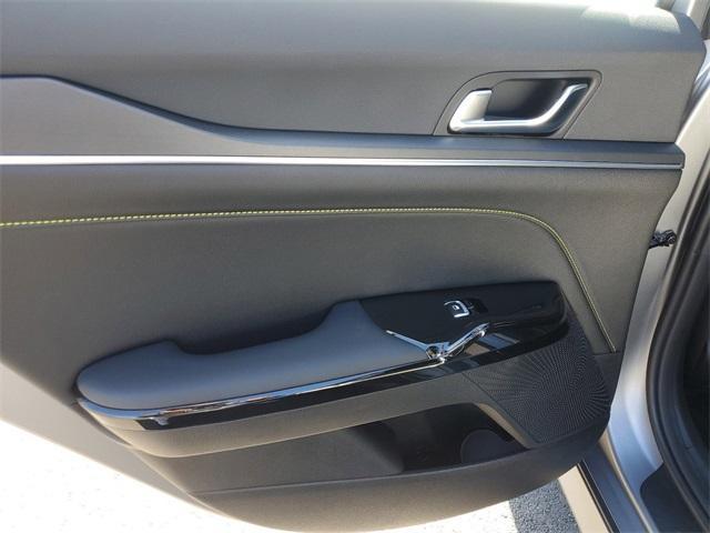 new 2025 Kia K5 car, priced at $33,524