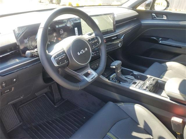 new 2025 Kia K5 car, priced at $33,524