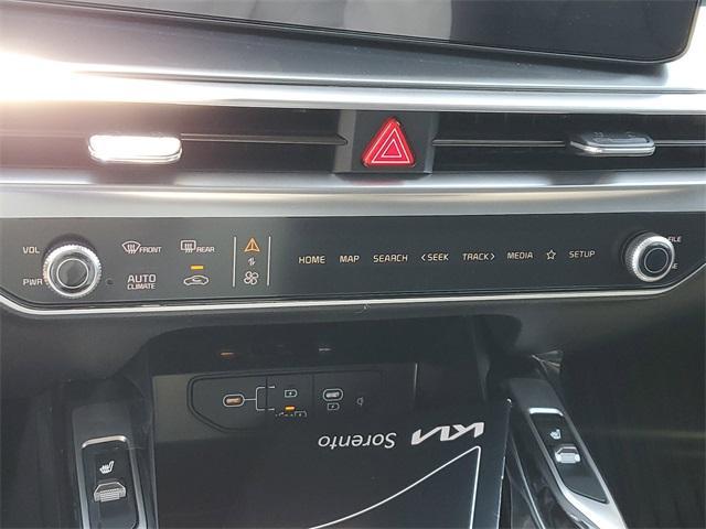 new 2025 Kia Sorento car, priced at $37,493