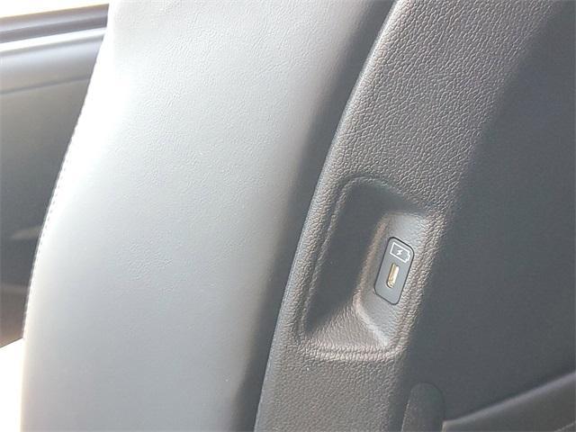 new 2025 Kia Sorento car, priced at $37,493
