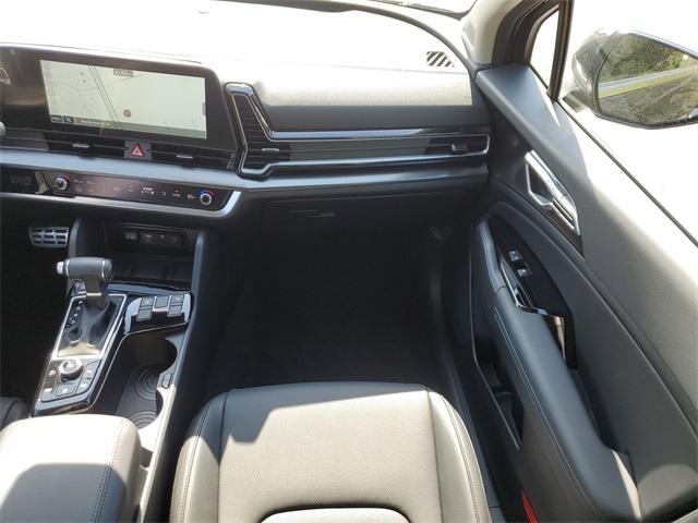used 2025 Kia Sportage car, priced at $30,250