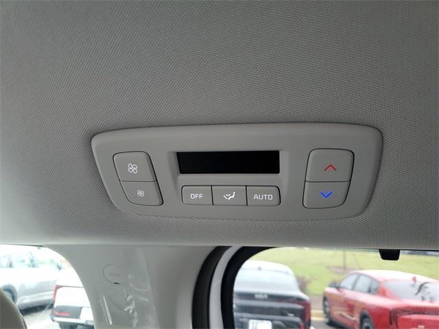 new 2025 Kia Carnival car, priced at $41,035