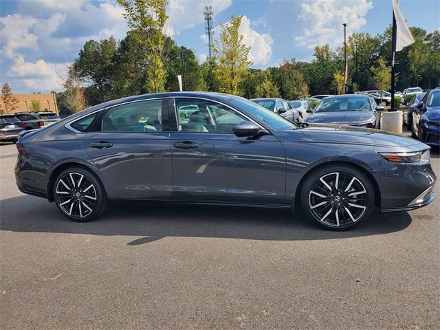 used 2024 Honda Accord Hybrid car, priced at $33,031