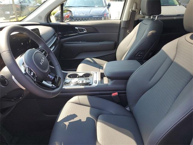 new 2026 Kia Carnival Hybrid car, priced at $54,785