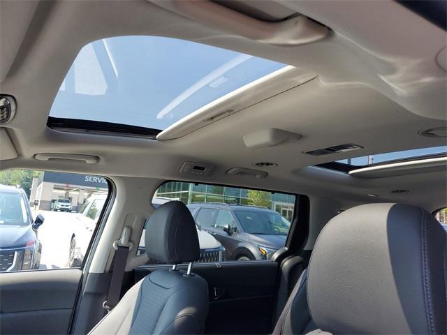 new 2026 Kia Carnival Hybrid car, priced at $54,785