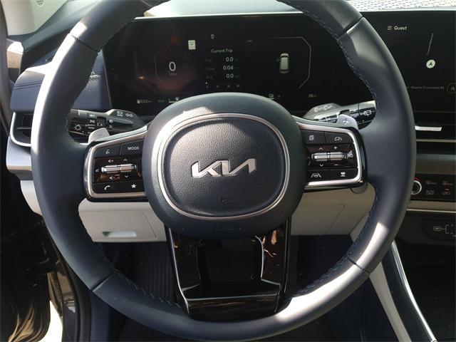 new 2025 Kia Carnival Hybrid car, priced at $50,895