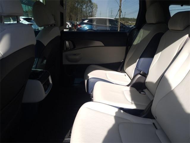 new 2025 Kia Carnival Hybrid car, priced at $50,895