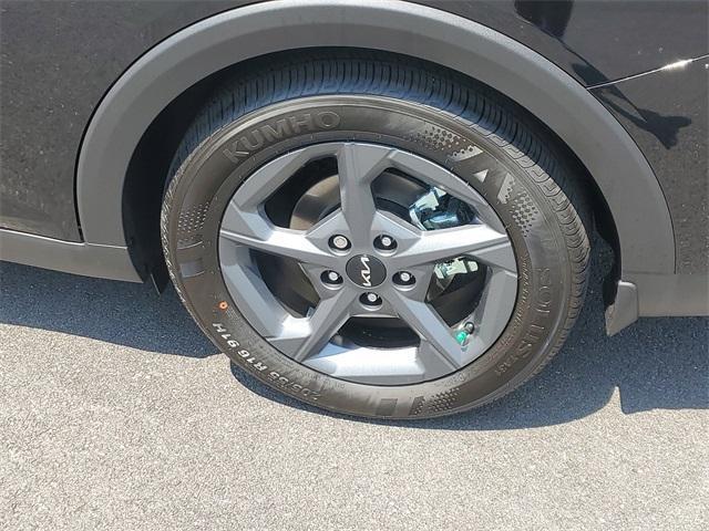 new 2025 Kia K4 car, priced at $23,366