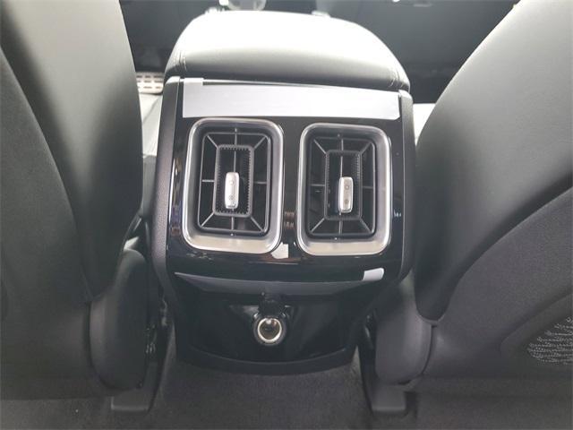 new 2025 Kia Sorento car, priced at $41,164
