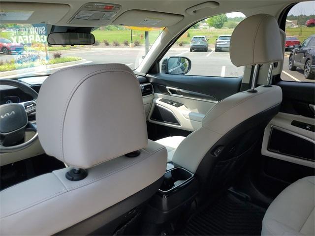 used 2024 Kia Telluride car, priced at $35,285