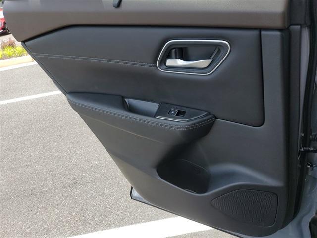 used 2021 Nissan Rogue car, priced at $25,938