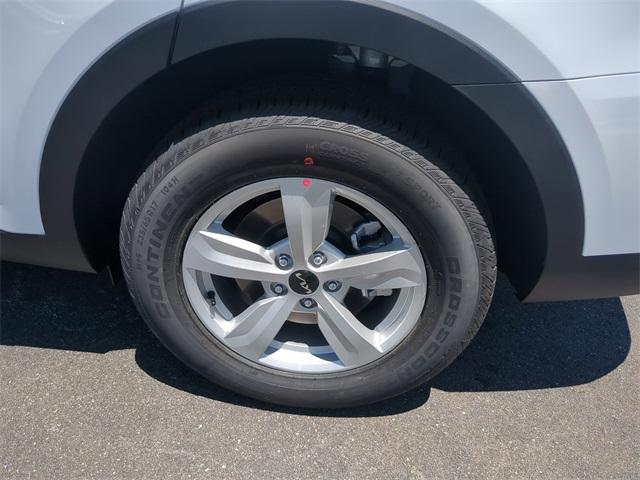 new 2025 Kia Sorento car, priced at $32,760