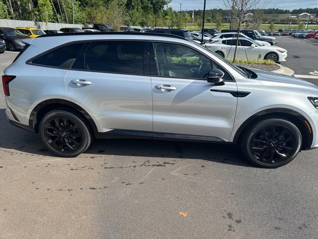used 2022 Kia Sorento car, priced at $27,346