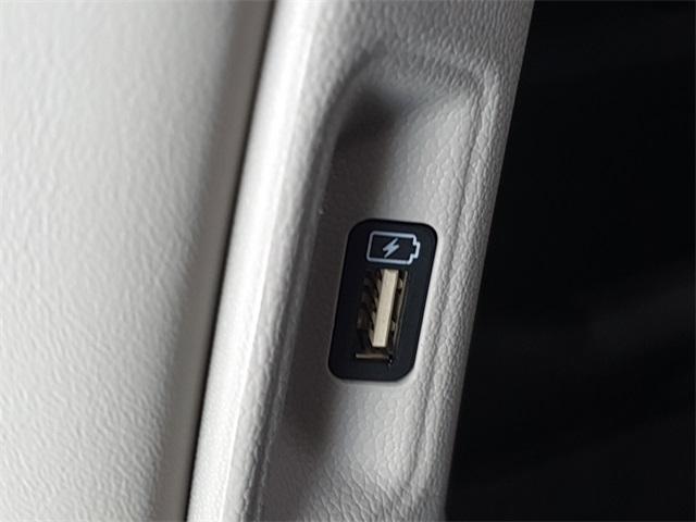 used 2022 Kia Sorento car, priced at $23,059