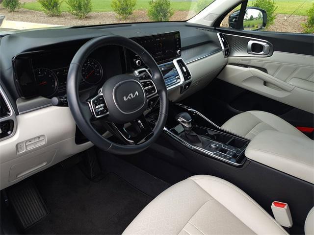 used 2022 Kia Sorento car, priced at $23,059