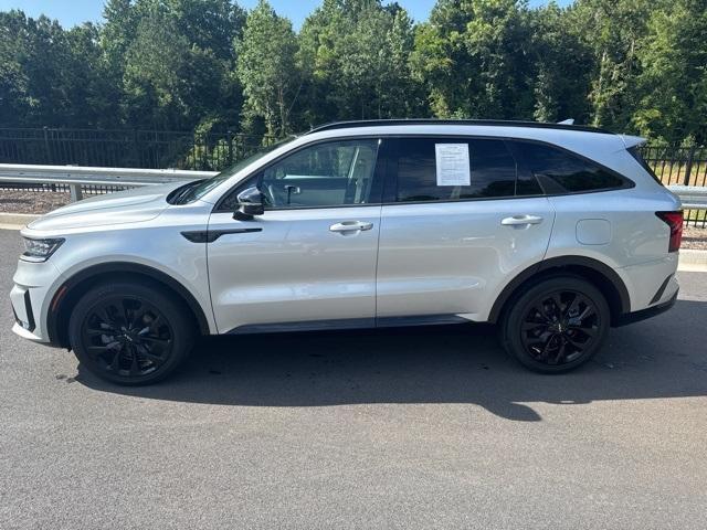 used 2022 Kia Sorento car, priced at $27,346