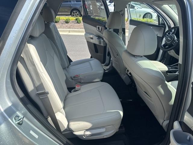 used 2022 Kia Sorento car, priced at $27,346