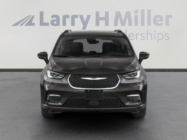 used 2022 Chrysler Pacifica car, priced at $20,628