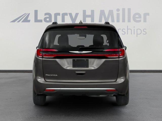 used 2022 Chrysler Pacifica car, priced at $20,628