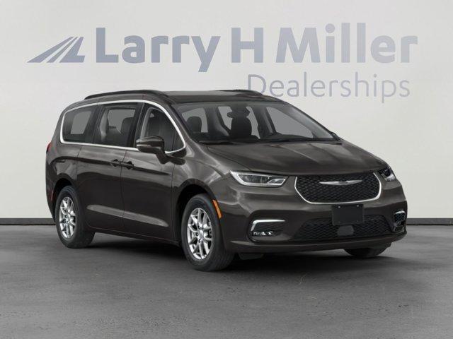 used 2022 Chrysler Pacifica car, priced at $20,628