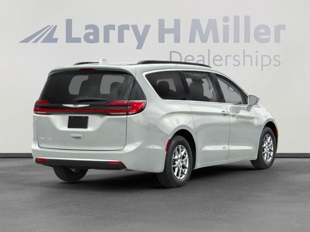 used 2022 Chrysler Pacifica car, priced at $20,628